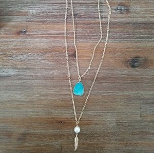 Gold dipped Druzy Feather/Pearl Necklace